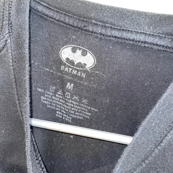 Batman shirt - Picture 5 of 5